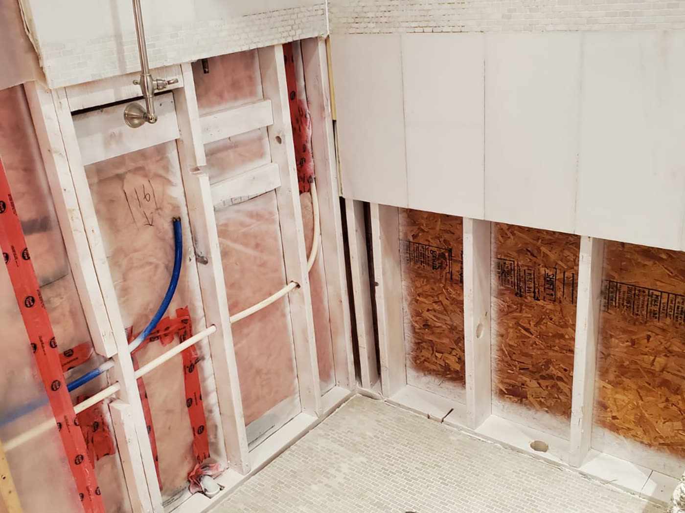 Thermal moisture scan inside a residential room